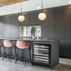 Straluma Hanglamp zwart met opaal wit glas 30 cm></noscript> Keukenverlichting|Eetkamerverlichting