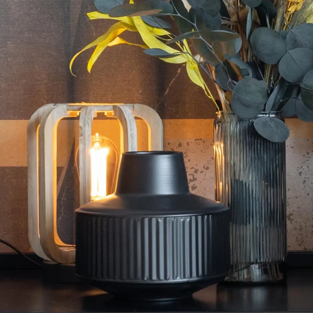 Straluma Industriële tafellamp houten kooi met mat zwart> Tafellampen|Kooilampen