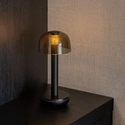 Straluma Kleine LED tafellamp oplaadbaar mat zwart met smoke glas><noscript><img width=