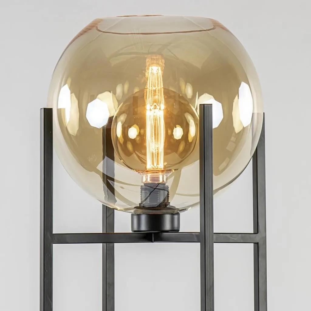 Straluma Vloerlamp zwart + amber glazen bol> Vloerlampen|Industriële Verlichting
