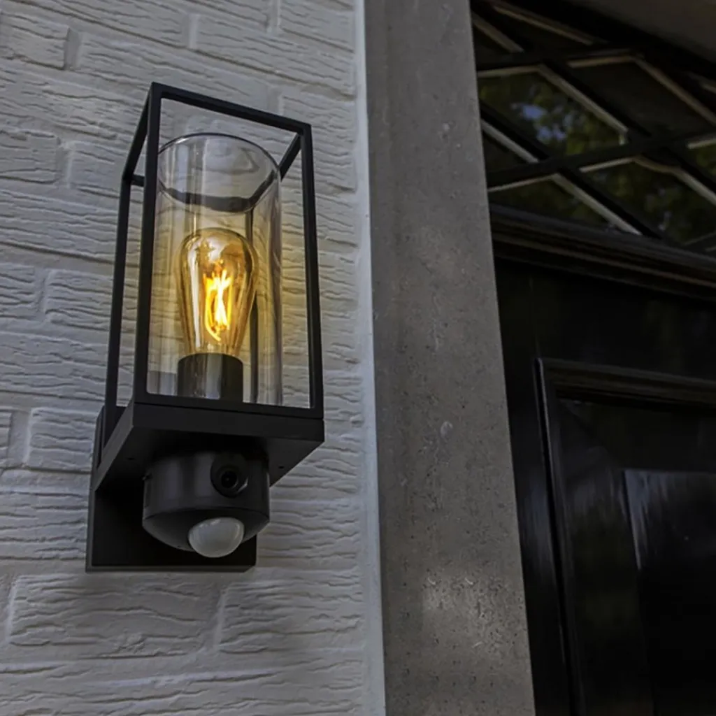 Straluma Zwarte buitenlamp rechthoek met glas en camera> Buitenlampen